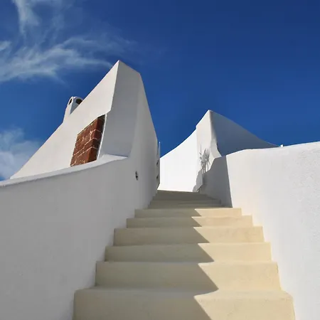 The Winery Estate Villa Megalochori (Santorini)